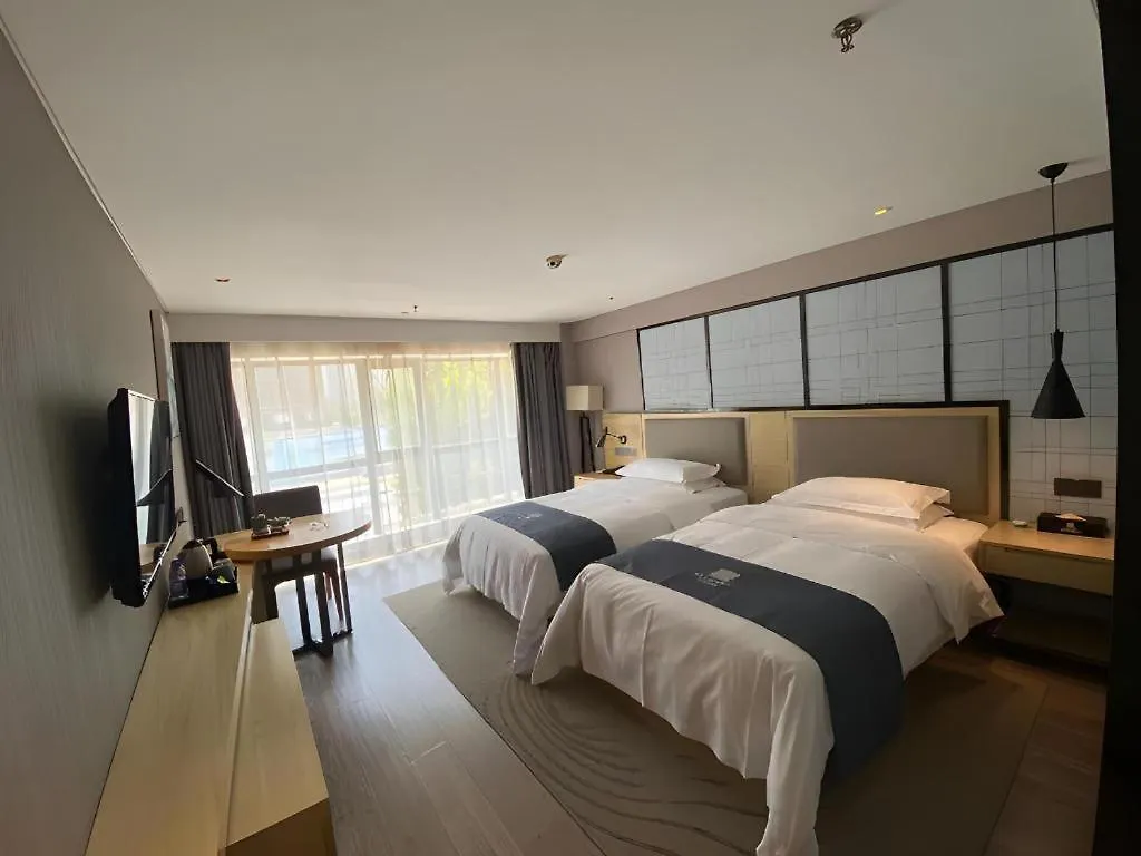 Echarm Hotel Zhengzhou International Convention Centre Hongzhuan Road 3*,  Kína